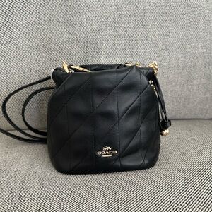 NWT Coach Faye Mini Drawstring Bag black CDB69
